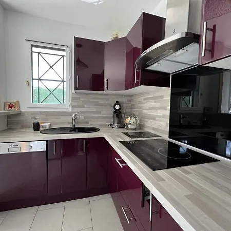 : T2 Lumineux Avec Terrasse Sud, Wifi & Parking - Fr-1-495-6 *