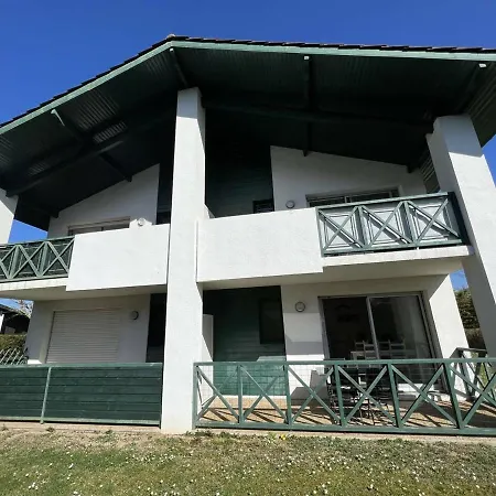 Appartamento : T2 Lumineux Avec Terrasse Sud, Wifi & Parking - Fr-1-495-6