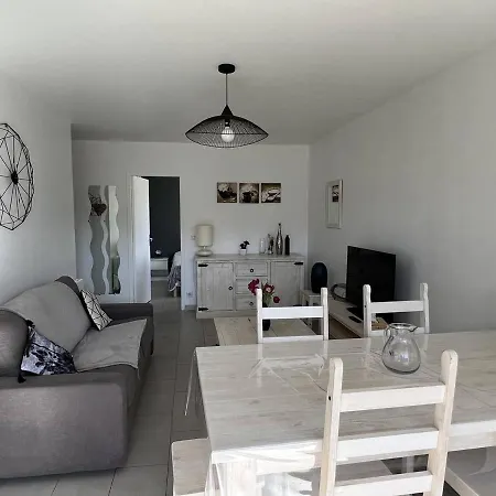 : T2 Lumineux Avec Terrasse Sud, Wifi & Parking - Fr-1-495-6 Appartamento *