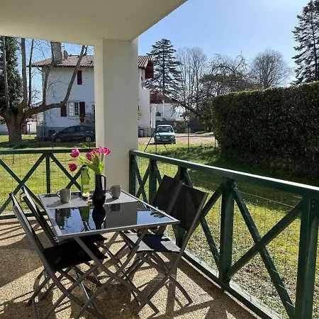 : T2 Lumineux Avec Terrasse Sud, Wifi & Parking - Fr-1-495-6 Daire