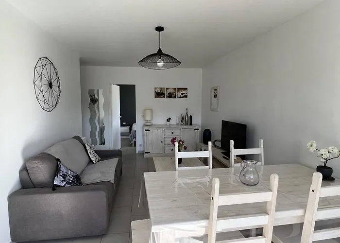 : T2 Lumineux Avec Terrasse Sud, Wifi & Parking - Fr-1-495-6 Lejlighed *